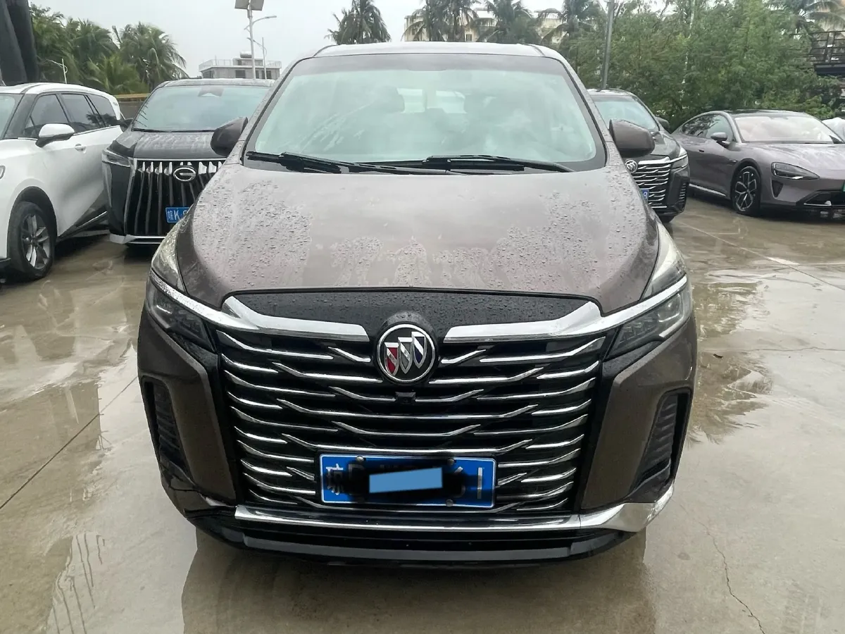 2022 Buick GL8 2.0T 237HP L4 9AT,autocango,china used car exporter,china ev exporter,chinese used car exporter,chinese used ev exporter