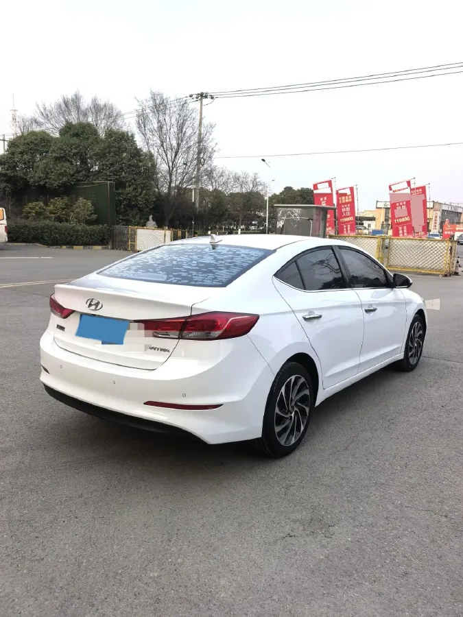 2020 Hyundai Elantra 1.5L 115HP L4 CVT,autocango,china used car exporter,china ev exporter,chinese used car exporter,chinese used ev exporter
