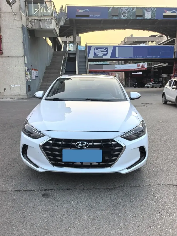 2020 Hyundai Elantra 1.5L 115HP L4 CVT,autocango,china used car exporter,china ev exporter,chinese used car exporter,chinese used ev exporter