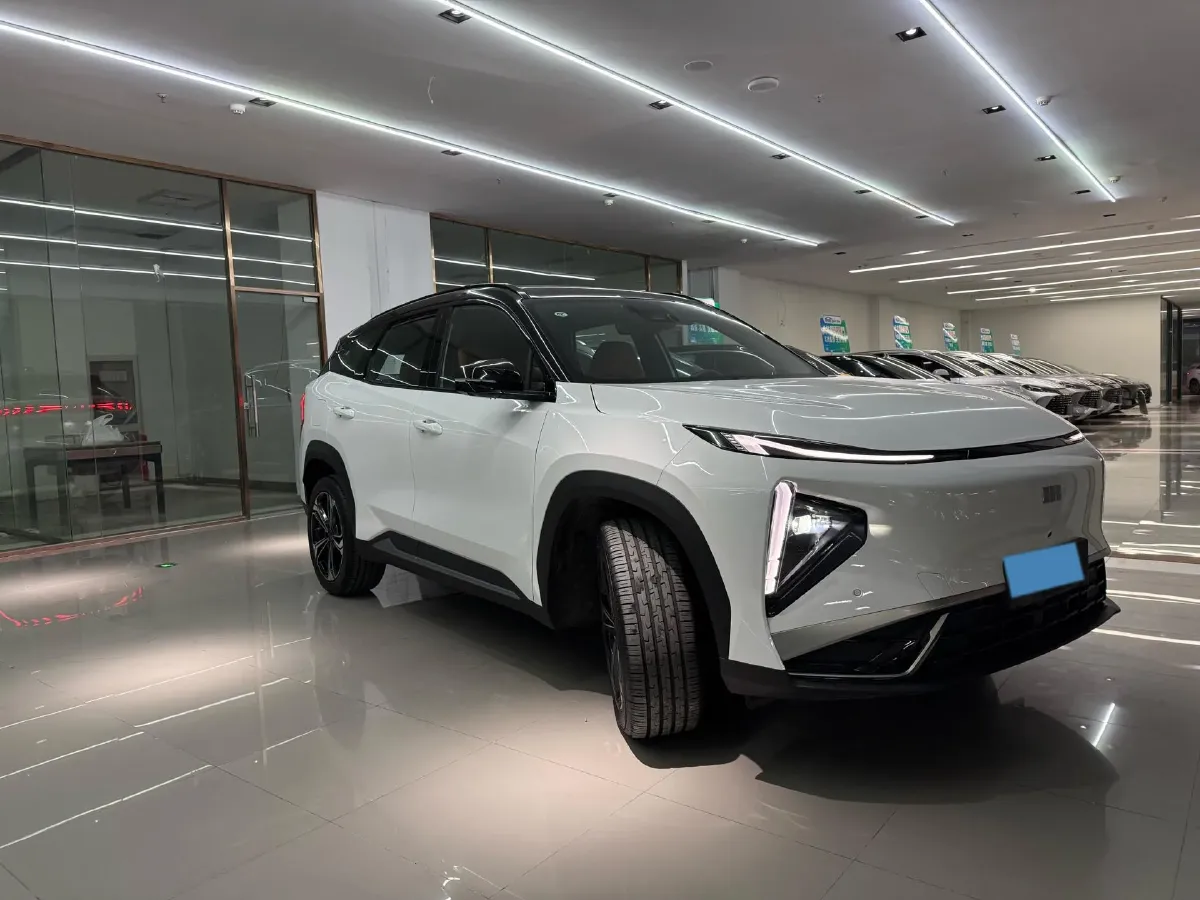 2025 Geely Galaxy L7 1.5L 112HP L4 1DHT PHEV 18.4KWH,autocango,china used car exporter,china ev exporter,chinese used car exporter,chinese used ev exporter