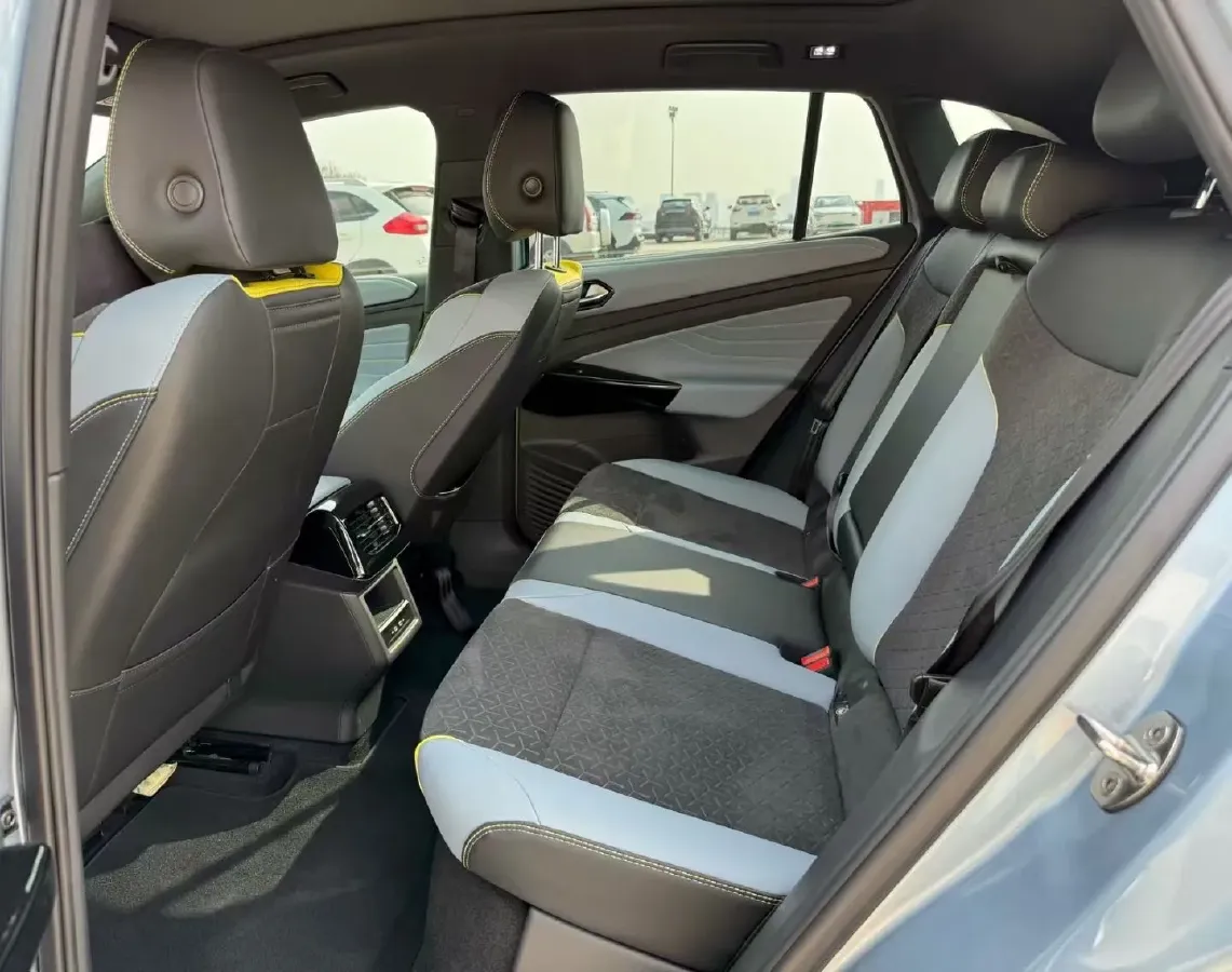 2022 Volkswagen ID.4 X BEV 83.4KWH,autocango,china used car exporter,china ev exporter,chinese used car exporter,chinese used ev exporter