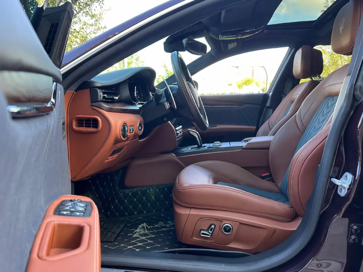 2021 Maserati Quattroporte 3.0T 350HP V6 8AT,autocango,china used car exporter,china ev exporter,chinese used car exporter,chinese used ev exporter