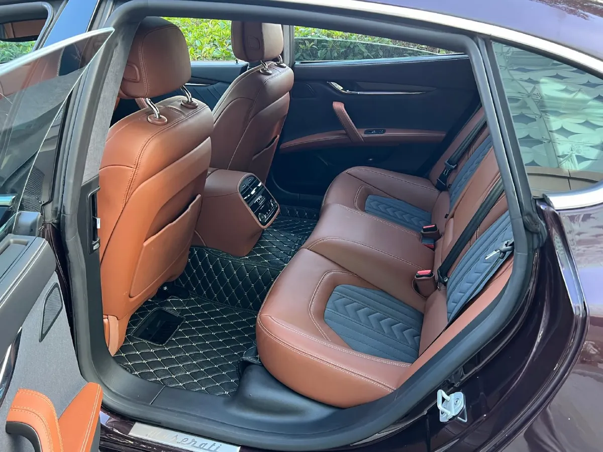 2021 Maserati Quattroporte 3.0T 350HP V6 8AT,autocango,china used car exporter,china ev exporter,chinese used car exporter,chinese used ev exporter