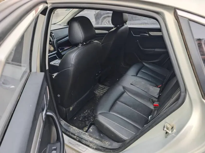 2017 Roewe i6 1.0T 125HP L3 2AT PHEV,autocango,china used car exporter,china ev exporter,chinese used car exporter,chinese used ev exporter