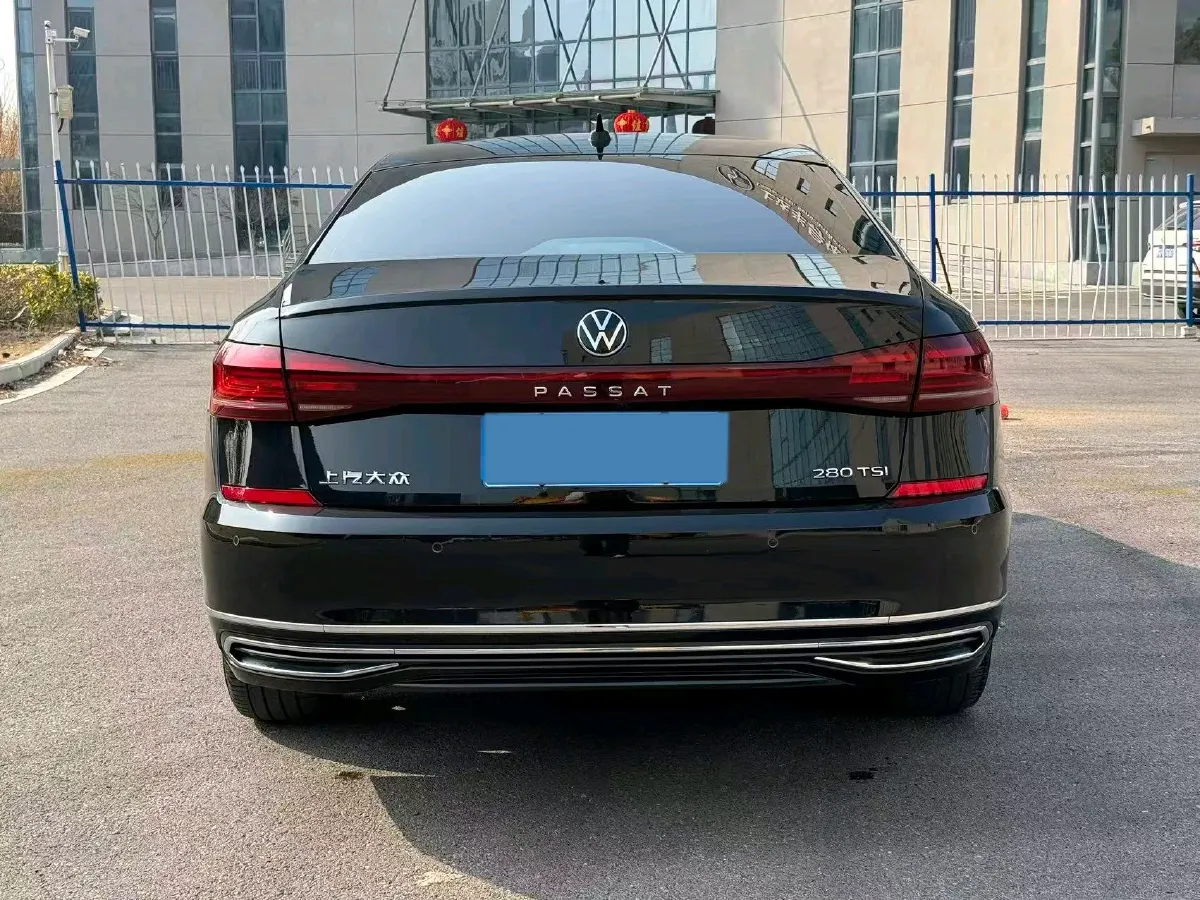 2024 Volkswagen Passat 2.0T 220HP L4 7DCT,autocango,china used car exporter,china ev exporter,chinese used car exporter,chinese used ev exporter