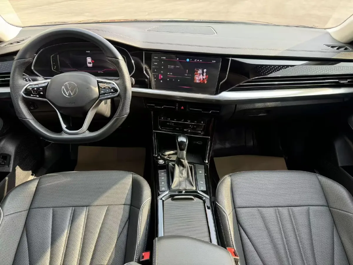 2024 Volkswagen Passat 2.0T 220HP L4 7DCT,autocango,china used car exporter,china ev exporter,chinese used car exporter,chinese used ev exporter