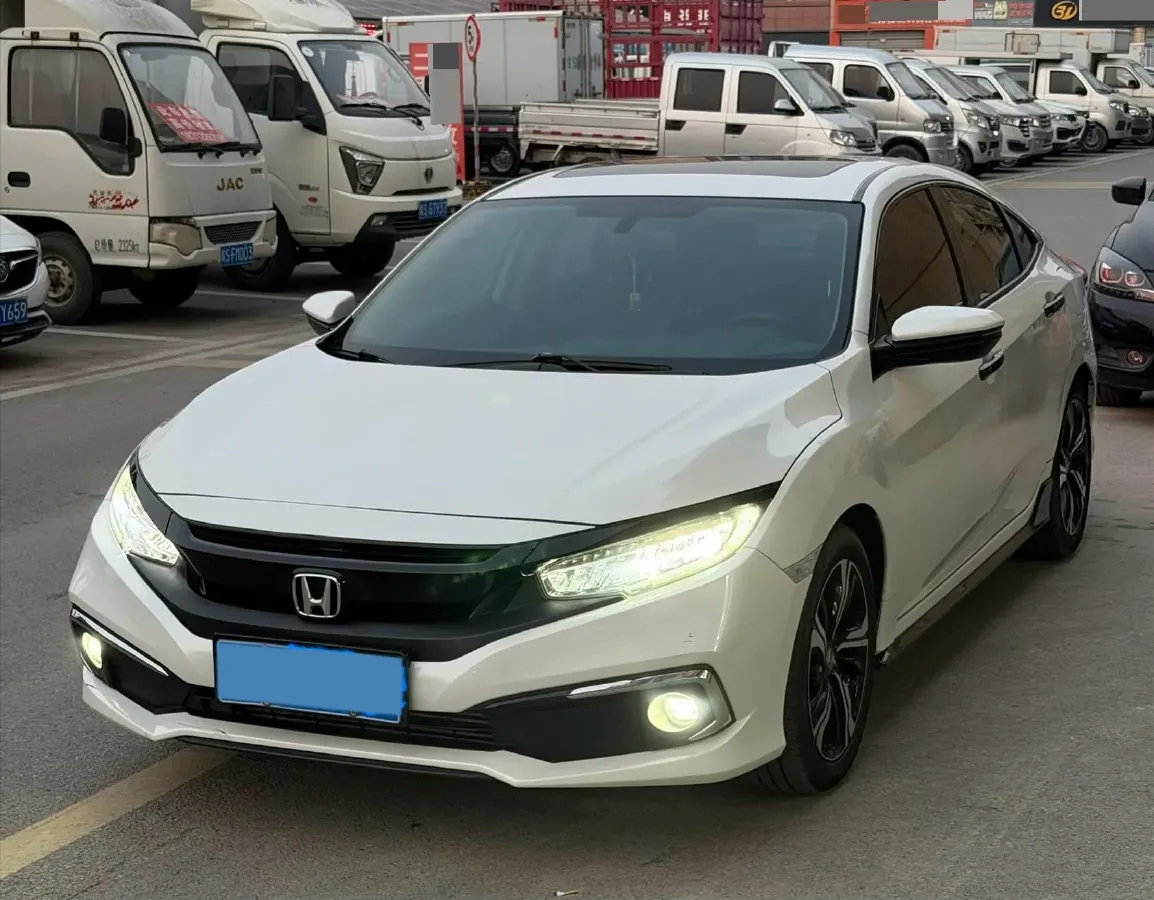 2019 Honda Civic 1.5T 177HP L4 CVT,autocango,china used car exporter,china ev exporter,chinese used car exporter,chinese used ev exporter