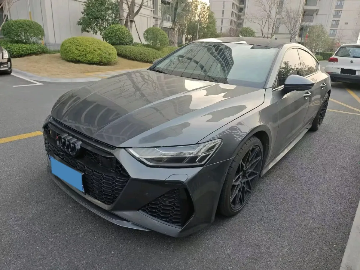2021 Audi A7 2.0T 190HP L4 7DCT,autocango,china used car exporter,china ev exporter,chinese used car exporter,chinese used ev exporter