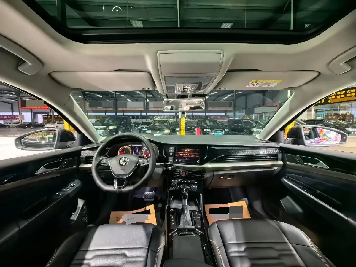 2019 Skoda Kodiak 2.0T 186HP L4 7DCT,autocango,china used car exporter,china ev exporter,chinese used car exporter,chinese used ev exporter