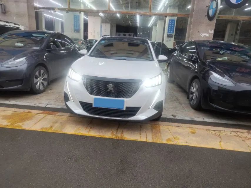 2022 Peugeot 2008 1.2T 136HP L3 6DCT,autocango,china used car exporter,china ev exporter,chinese used car exporter,chinese used ev exporter
