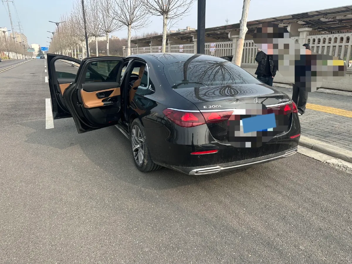 2024 Mercedes-Benz E Class 2.0T 258HP L4 9AT,autocango,china used car exporter,china ev exporter,chinese used car exporter,chinese used ev exporter