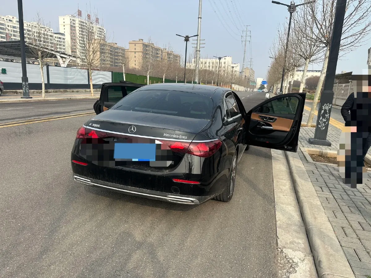 2024 Mercedes-Benz E Class 2.0T 258HP L4 9AT,autocango,china used car exporter,china ev exporter,chinese used car exporter,chinese used ev exporter