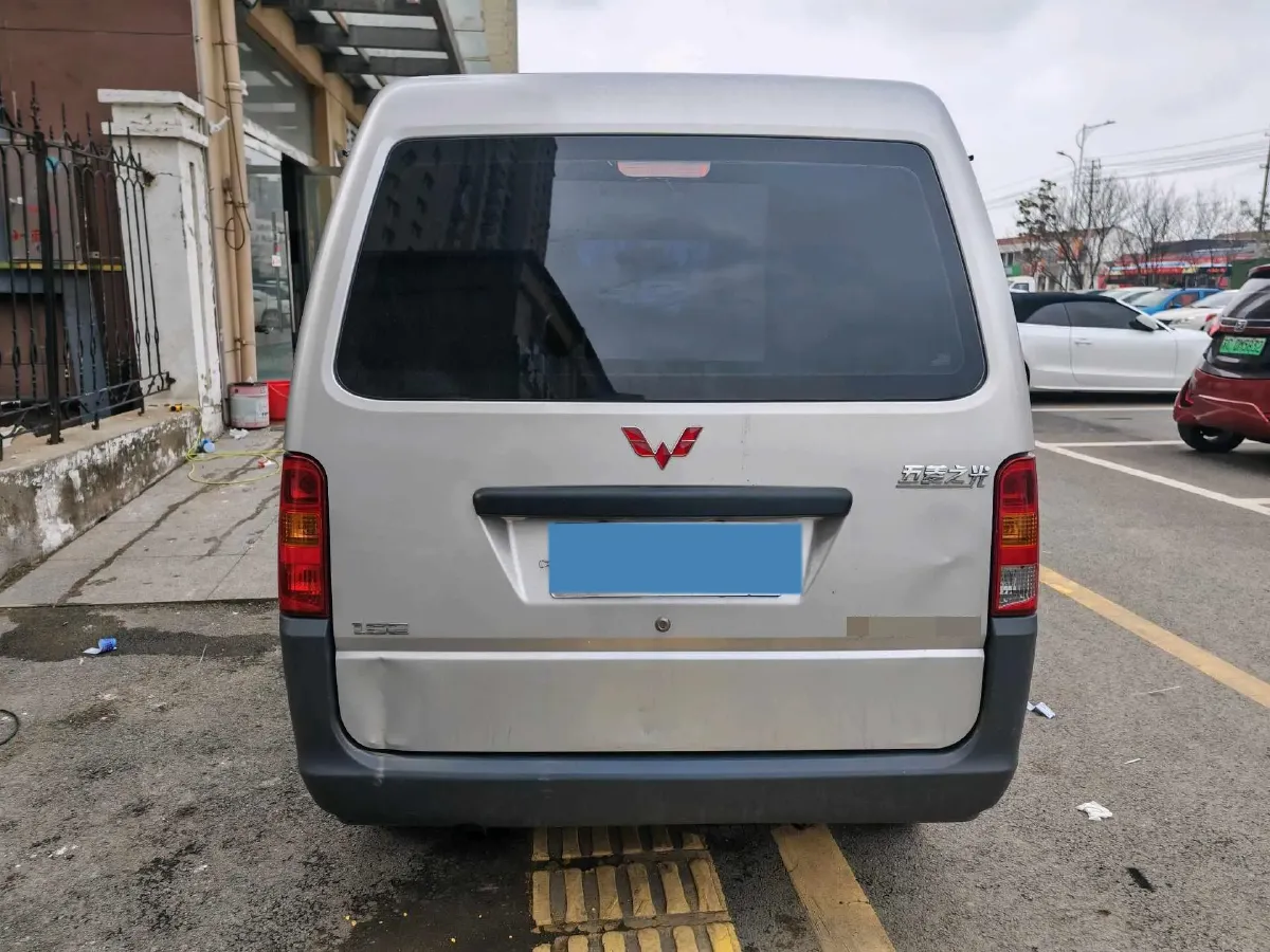 2023 WuLing ZhiGuang 1.5L 102HP L4 5MT,autocango,china used car exporter,china ev exporter,chinese used car exporter,chinese used ev exporter