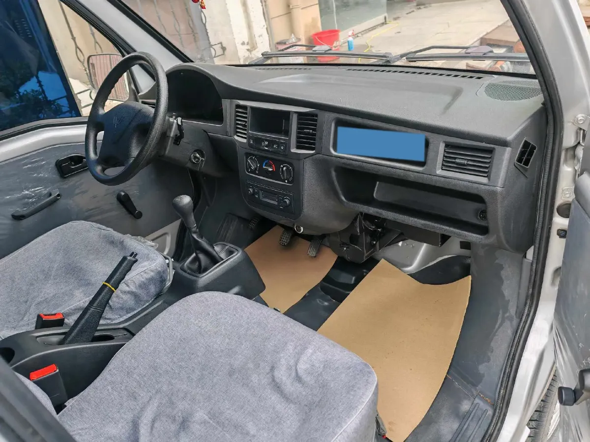 2023 WuLing ZhiGuang 1.5L 102HP L4 5MT,autocango,china used car exporter,china ev exporter,chinese used car exporter,chinese used ev exporter