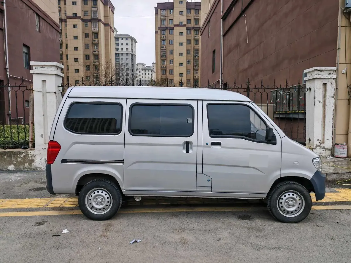 2023 WuLing ZhiGuang 1.5L 102HP L4 5MT,autocango,china used car exporter,china ev exporter,chinese used car exporter,chinese used ev exporter