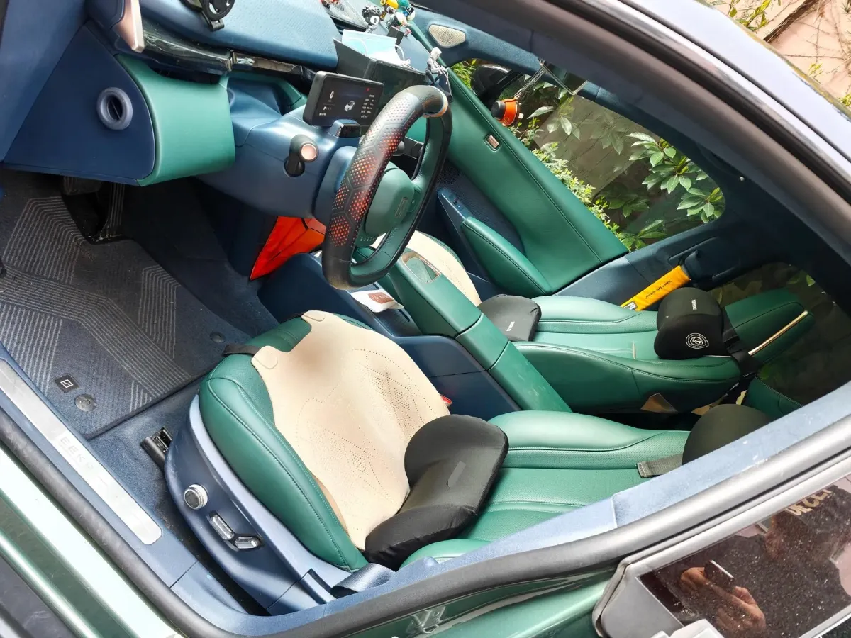 2023 Zeekr X BEV 66KWH,autocango,china used car exporter,china ev exporter,chinese used car exporter,chinese used ev exporter