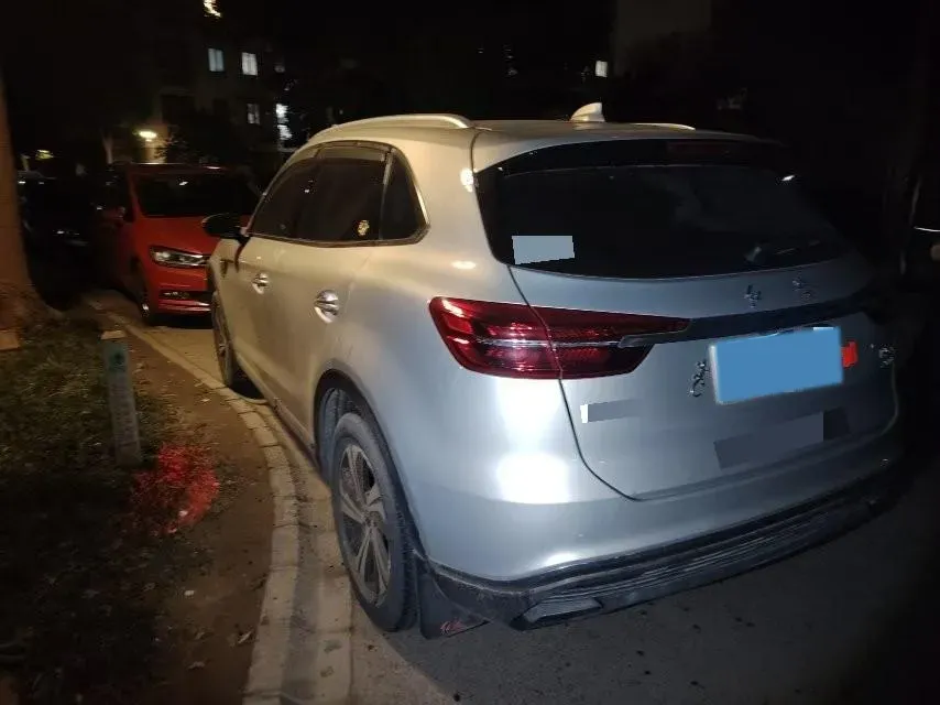 2022 HongQi HS5 2.0T 224HP L4 6AT,autocango,china used car exporter,china ev exporter,chinese used car exporter,chinese used ev exporter