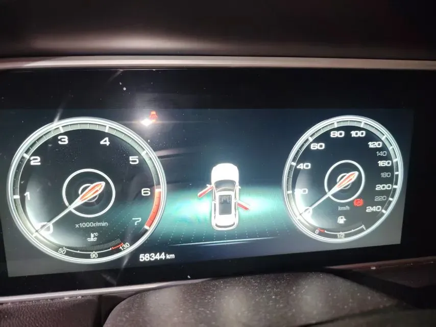 2022 HongQi HS5 2.0T 224HP L4 6AT,autocango,china used car exporter,china ev exporter,chinese used car exporter,chinese used ev exporter