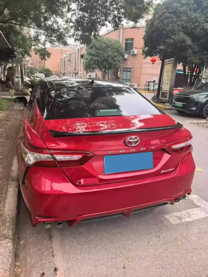 2021 Toyota Camry 2.5L 209HP L4 8AT,autocango,china used car exporter,china ev exporter,chinese used car exporter,chinese used ev exporter