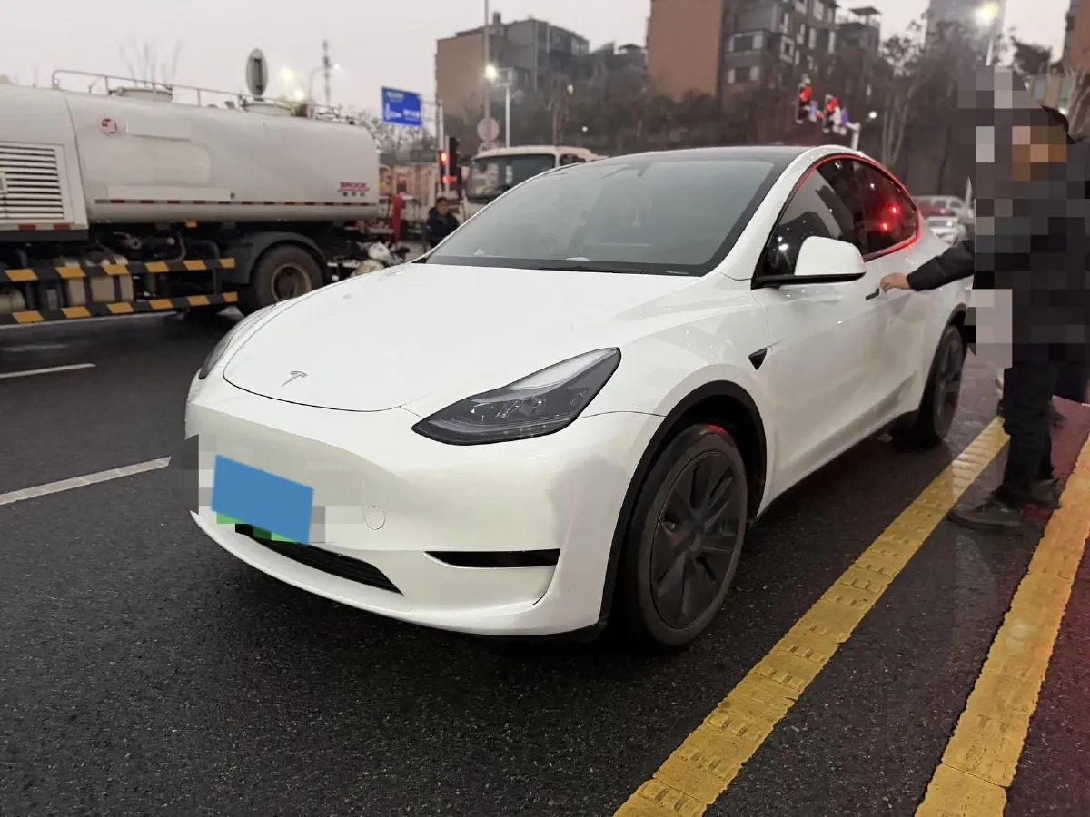 2024 Iveco OuSheng BEV 77.28KWH,autocango,china used car exporter,china ev exporter,chinese used car exporter,chinese used ev exporter