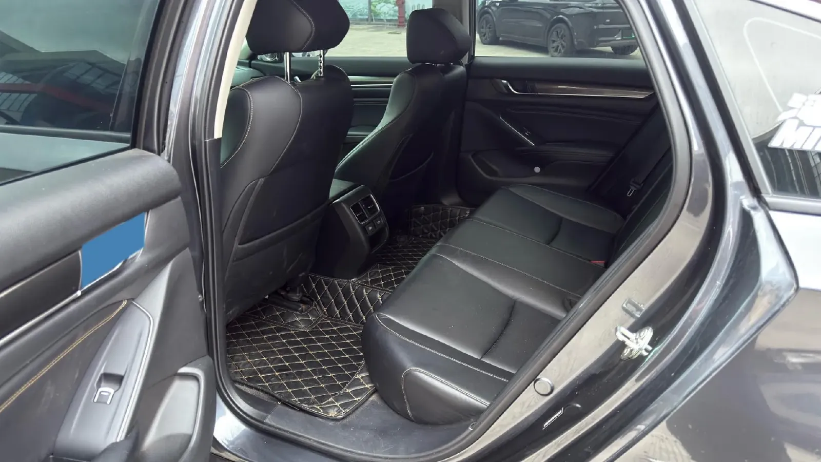 2022 Honda Accord 1.5T 194HP L4 CVT,autocango,china used car exporter,china ev exporter,chinese used car exporter,chinese used ev exporter