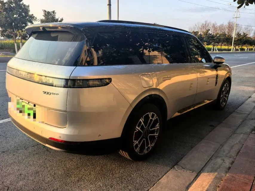 2025 LYNK&CO 900 1.5T 190HP L4 3DHT PHEV 43.3KWH,autocango,china used car exporter,china ev exporter,chinese used car exporter,chinese used ev exporter