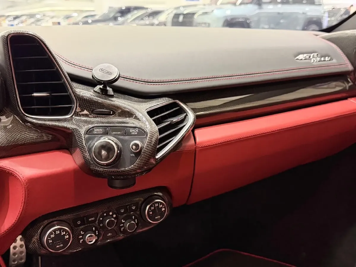 2012 Ferrari 458 4.5L 570HP V8 7DCT,autocango,china used car exporter,china ev exporter,chinese used car exporter,chinese used ev exporter