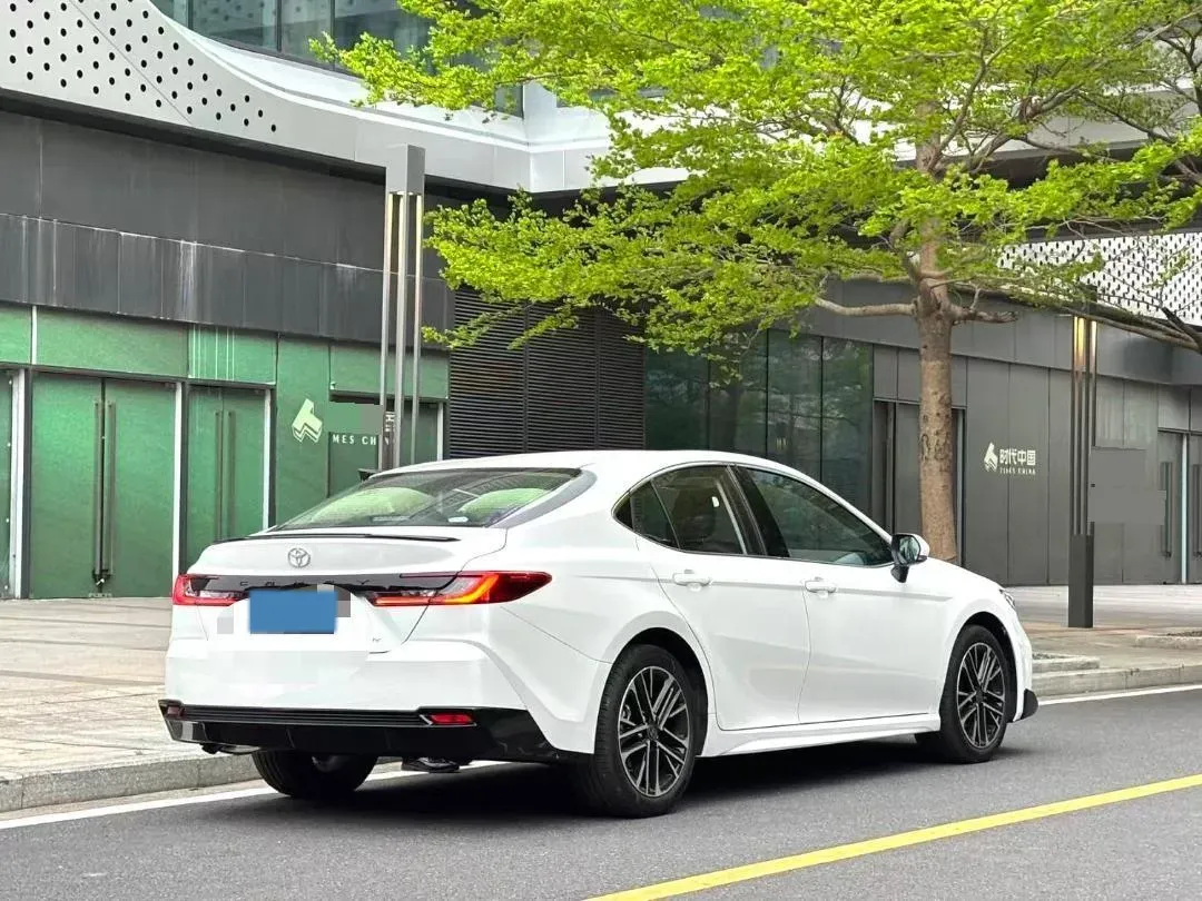 2026 Toyota Camry 2.0L 152HP L4 E-CVT Hybrid,autocango,china used car exporter,china ev exporter,chinese used car exporter,chinese used ev exporter