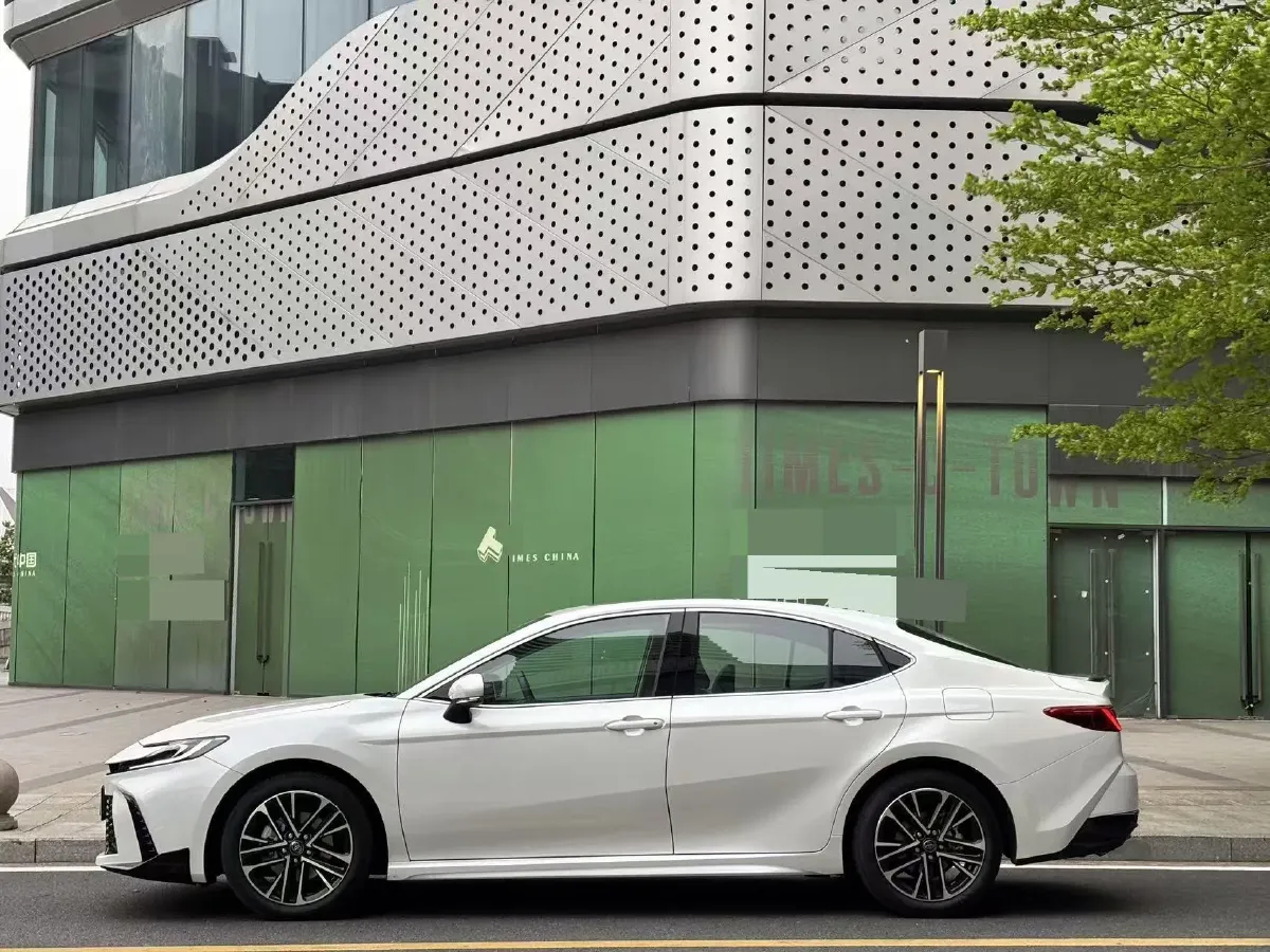 2026 Toyota Camry 2.0L 152HP L4 E-CVT Hybrid,autocango,china used car exporter,china ev exporter,chinese used car exporter,chinese used ev exporter