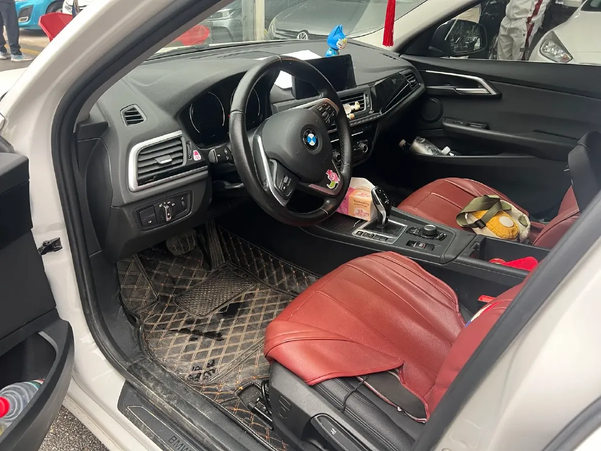 2020 BMW 1 Series 1.5T 140HP L3 7DCT,autocango,china used car exporter,china ev exporter,chinese used car exporter,chinese used ev exporter