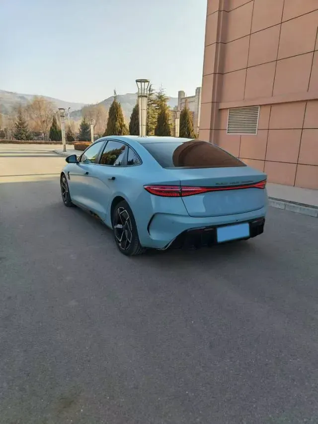 2022 AITO AITO M5 Range Extended 125HP REEV 40KWH,autocango,china used car exporter,china ev exporter,chinese used car exporter,chinese used ev exporter