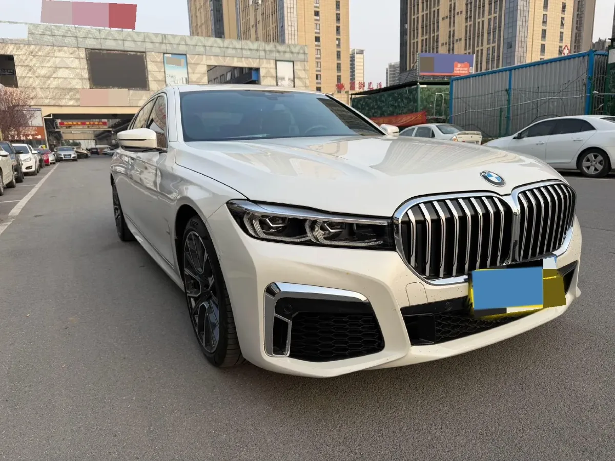 2019 BMW 7 Series 3.0T 340HP L6 8AT,autocango,china used car exporter,china ev exporter,chinese used car exporter,chinese used ev exporter