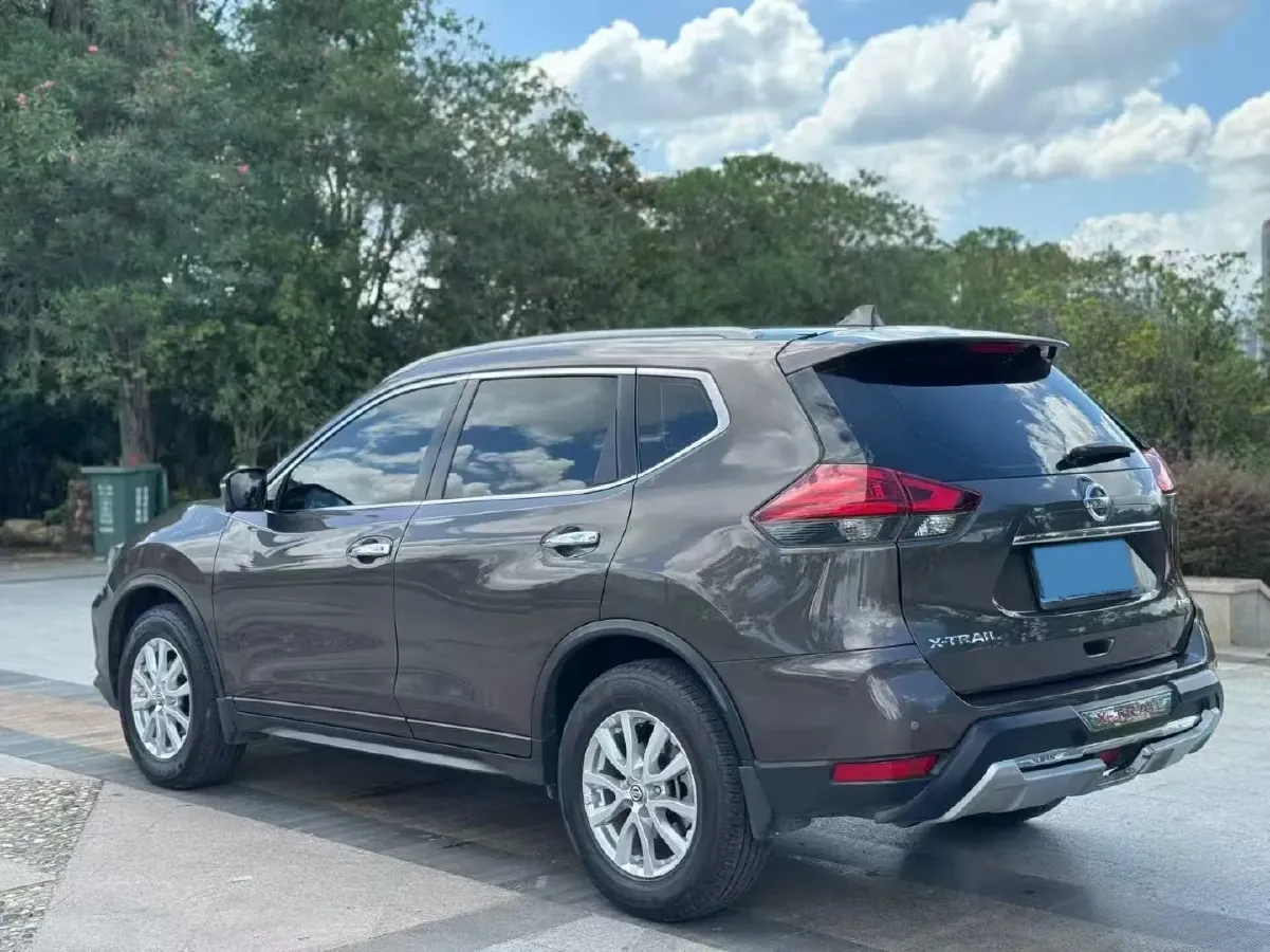 2020 Nissan X-Trail 2.0L 154HP L4 CVT,autocango,china used car exporter,china ev exporter,chinese used car exporter,chinese used ev exporter