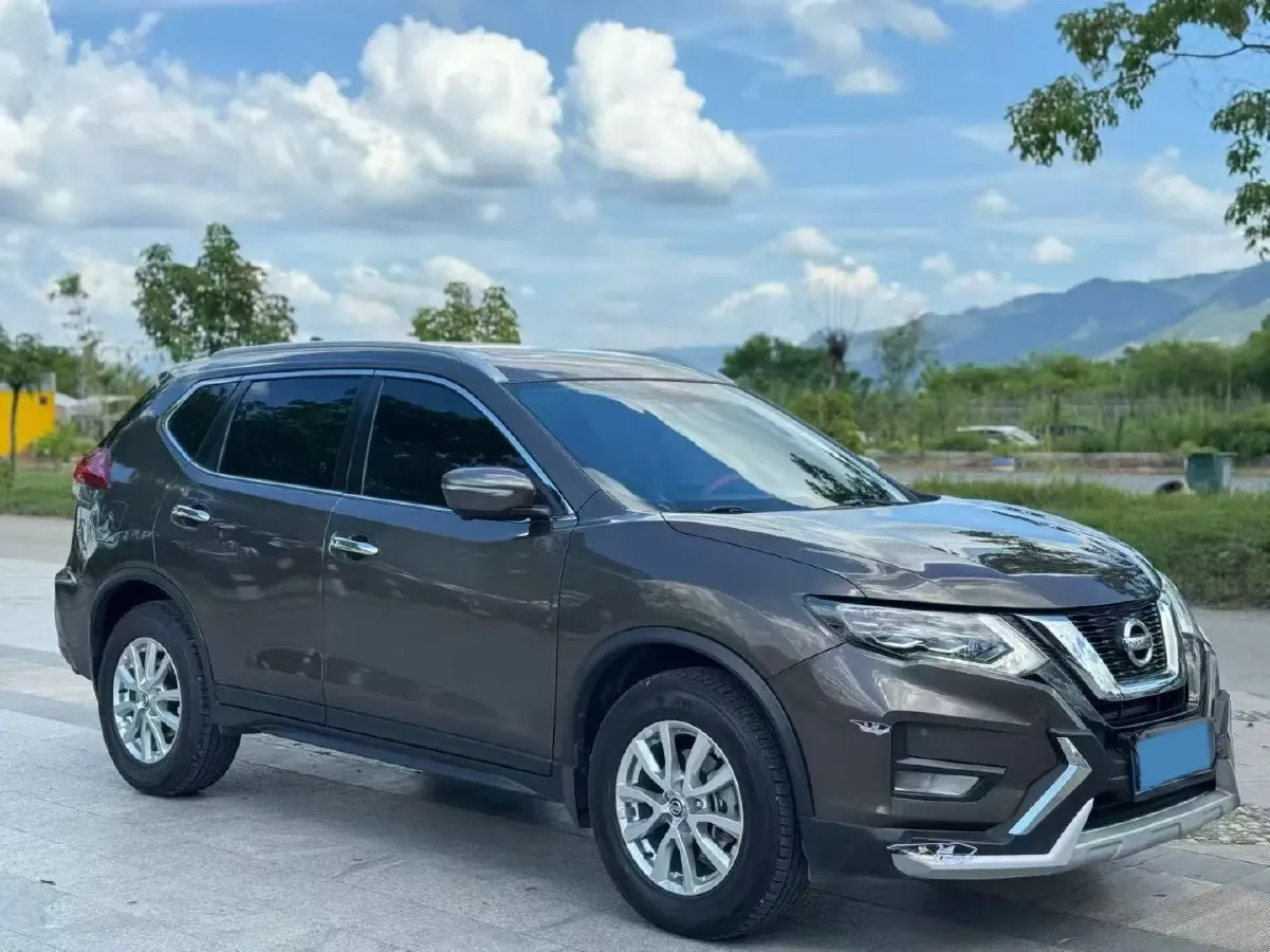 2020 Nissan X-Trail 2.0L 154HP L4 CVT,autocango,china used car exporter,china ev exporter,chinese used car exporter,chinese used ev exporter