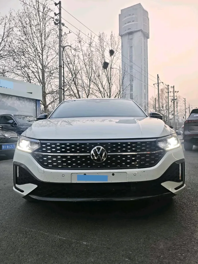 2024 Volkswagen Lavida 1.5T 160HP L4 7DCT,autocango,china used car exporter,china ev exporter,chinese used car exporter,chinese used ev exporter