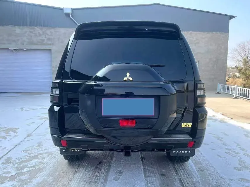 2017 Honda Jade 1.8L 141HP L4 5AT,autocango,china used car exporter,china ev exporter,chinese used car exporter,chinese used ev exporter