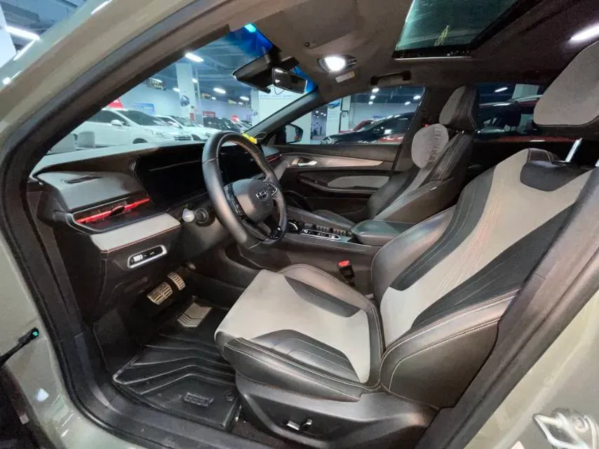 2022 Geely Binray 1.5T 181HP L4 7DCT,autocango,china used car exporter,china ev exporter,chinese used car exporter,chinese used ev exporter