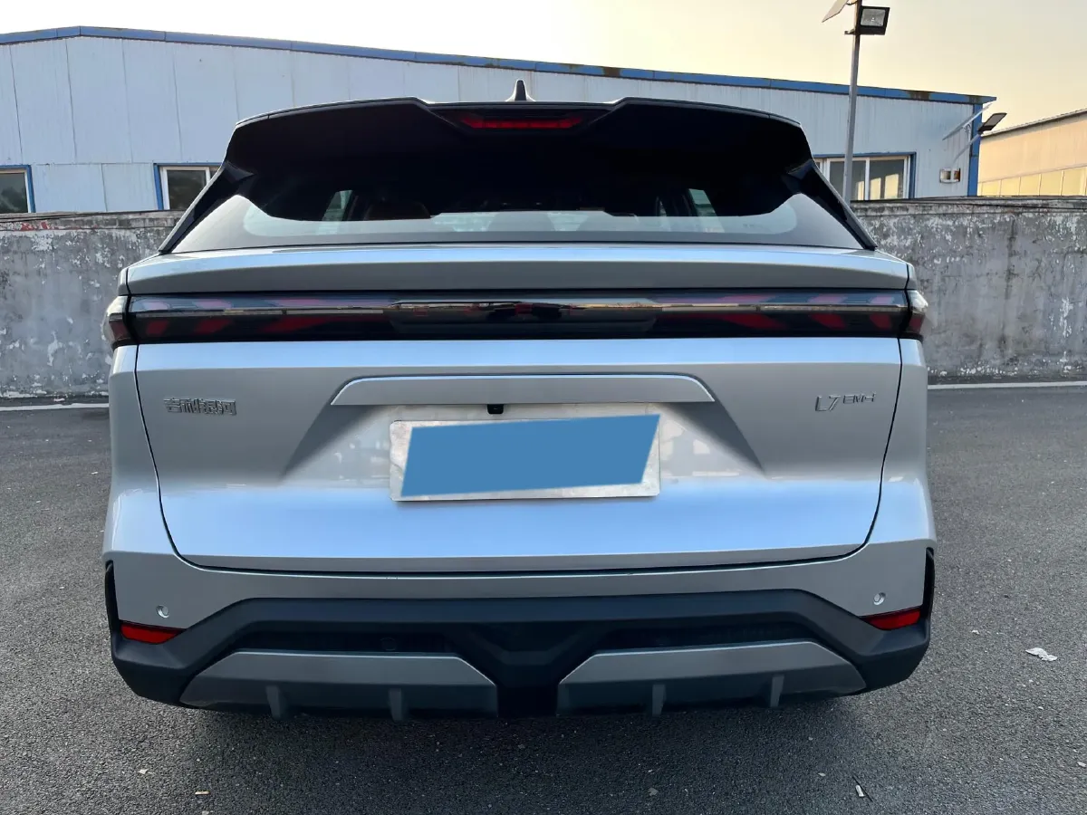 2025 Geely Galaxy L7 1.5L 112HP L4 1DHT PHEV 18.4KWH,autocango,china used car exporter,china ev exporter,chinese used car exporter,chinese used ev exporter