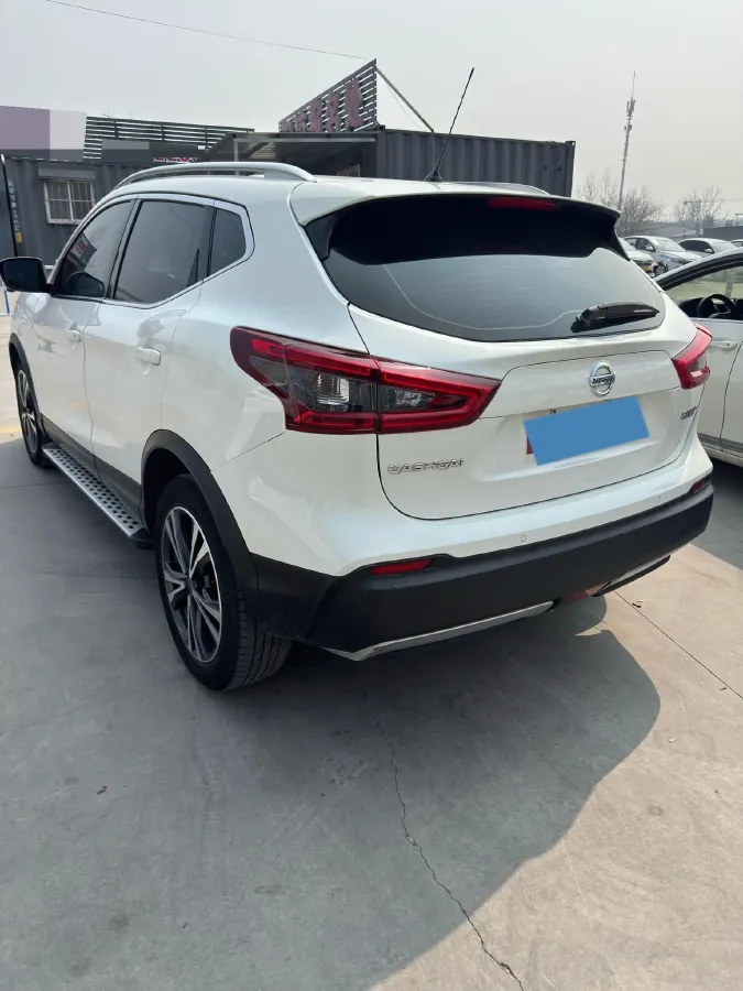 2022 Nissan Qashqai 2.0L 151HP L4 CVT,autocango,china used car exporter,china ev exporter,chinese used car exporter,chinese used ev exporter