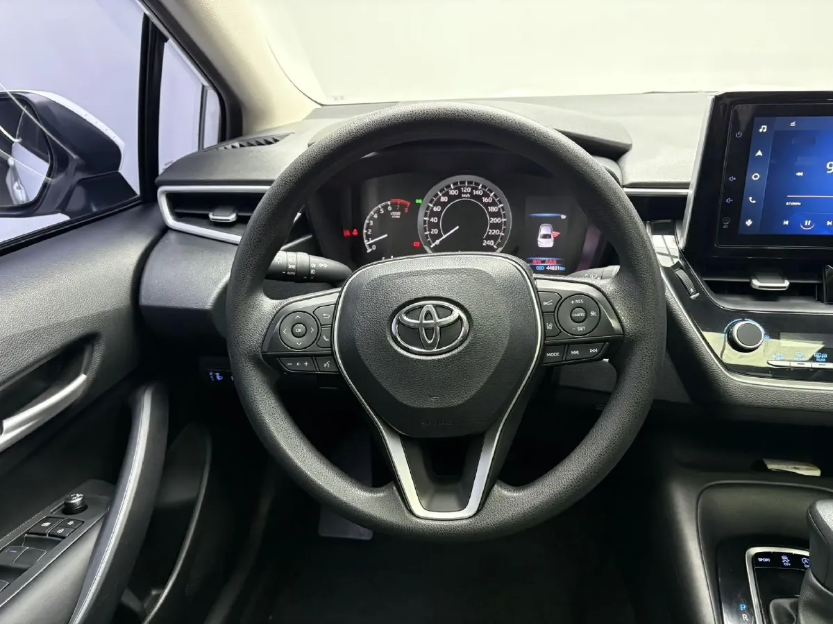 2021 Toyota Corolla 1.2T 116HP L4 CVT,autocango,china used car exporter,china ev exporter,chinese used car exporter,chinese used ev exporter