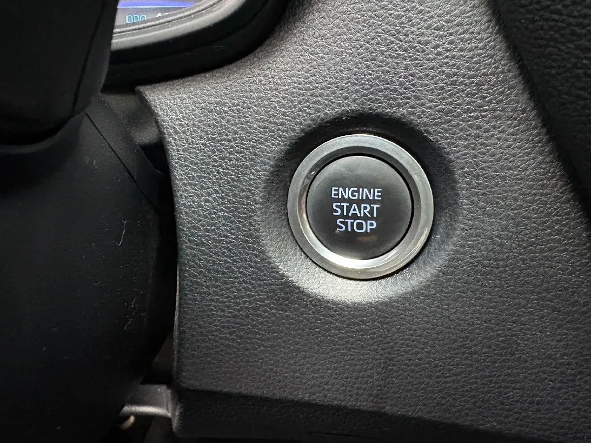 2021 Toyota Corolla 1.2T 116HP L4 CVT,autocango,china used car exporter,china ev exporter,chinese used car exporter,chinese used ev exporter