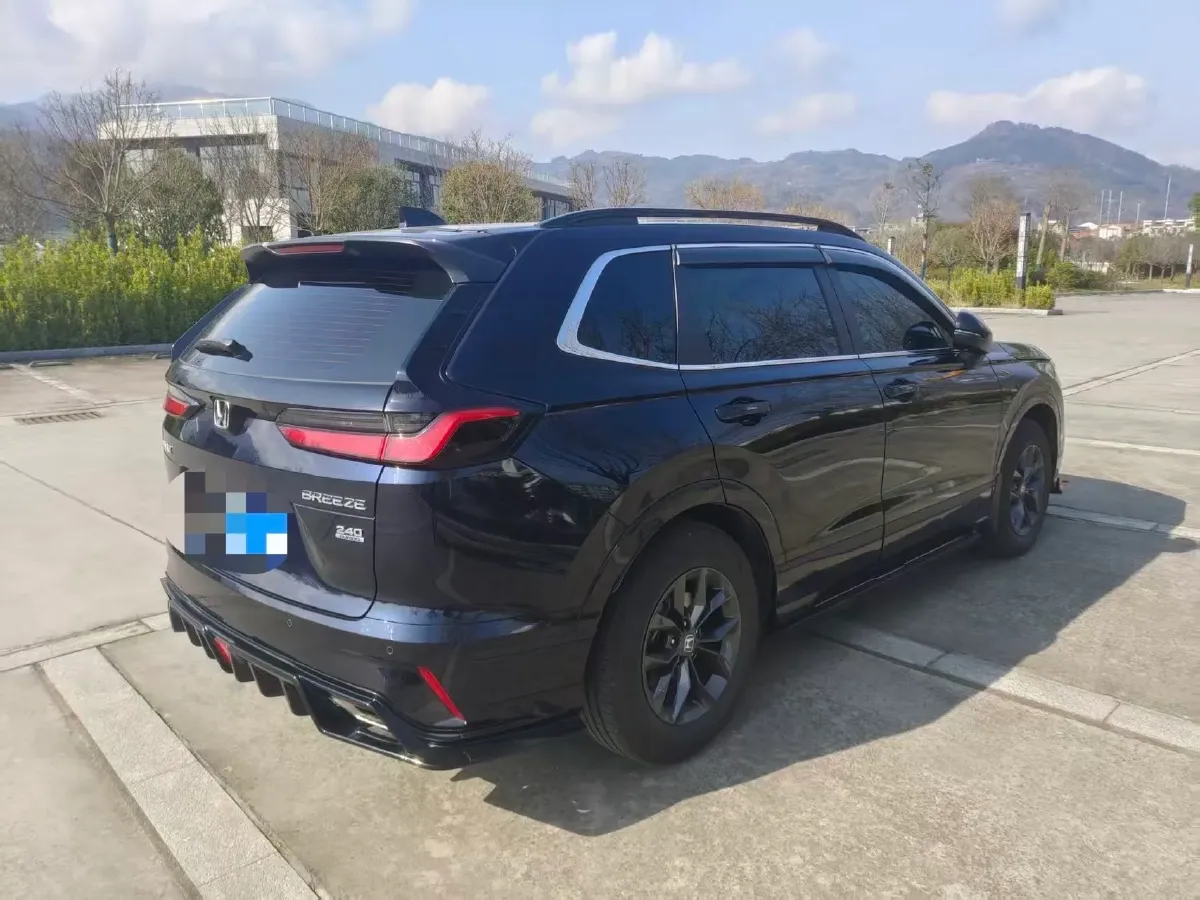 2025 Honda Breeze 1.5T 193HP L4 CVT,autocango,china used car exporter,china ev exporter,chinese used car exporter,chinese used ev exporter