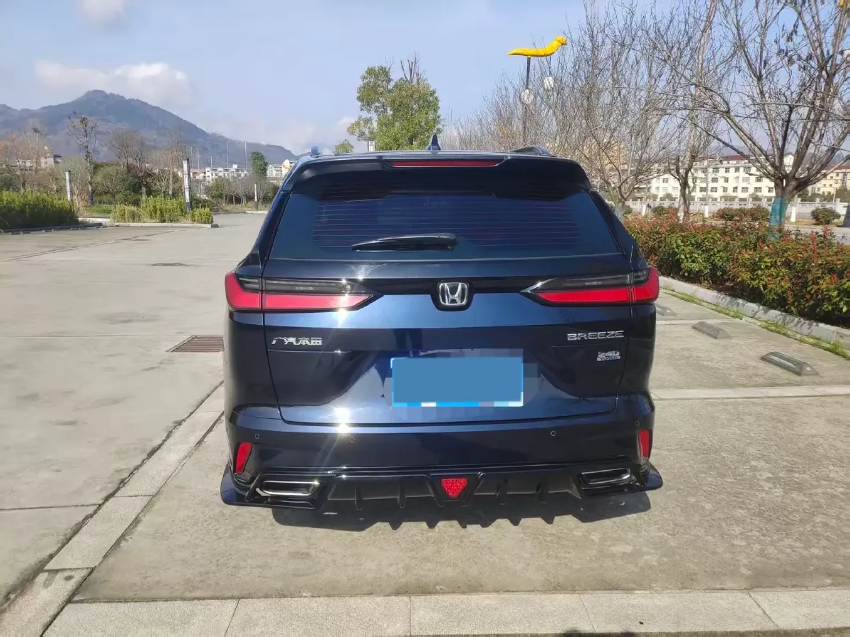 2025 Honda Breeze 1.5T 193HP L4 CVT,autocango,china used car exporter,china ev exporter,chinese used car exporter,chinese used ev exporter