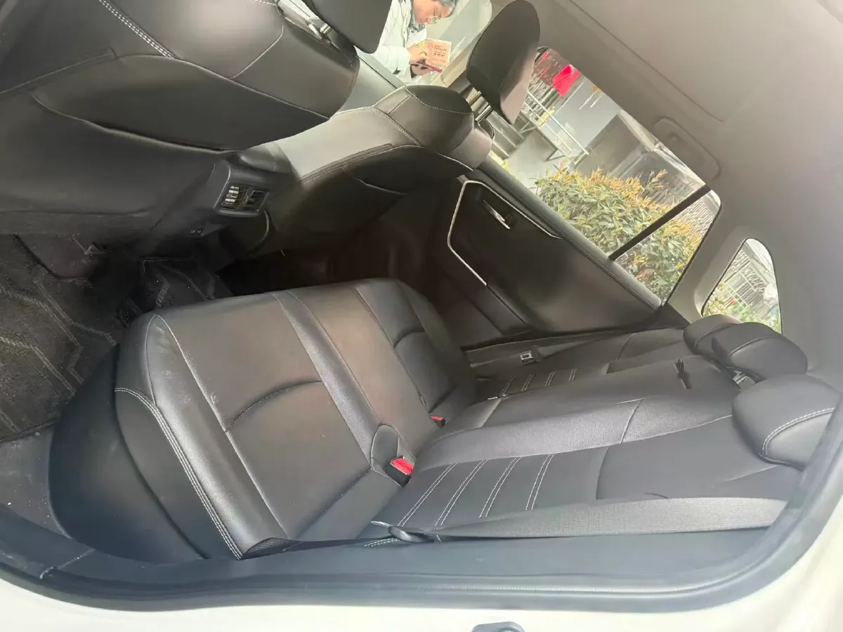 2023 Toyota RAV4 2.5L 178HP L4 E-CVT Hybrid,autocango,china used car exporter,china ev exporter,chinese used car exporter,chinese used ev exporter