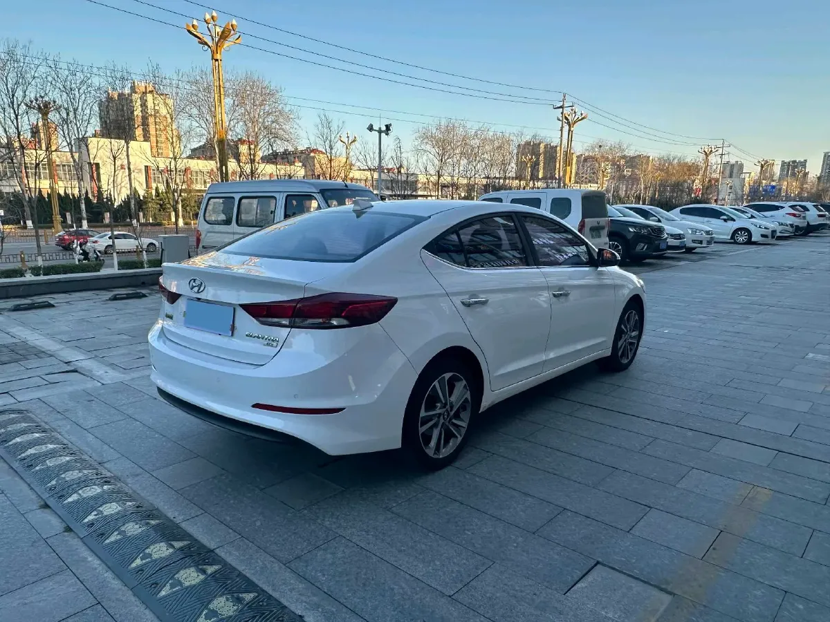 2016 Hyundai Elantra 1.6L 130HP L4 6AT,autocango,china used car exporter,china ev exporter,chinese used car exporter,chinese used ev exporter