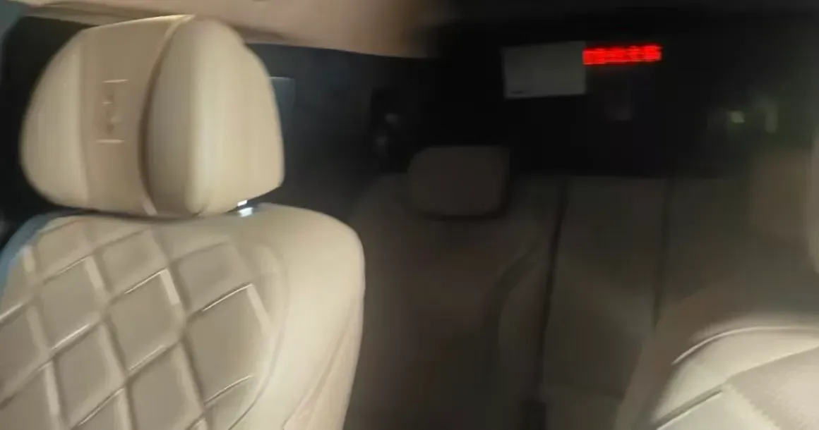 2025 YangWang U8 L REEV 272HP REEV,autocango,china used car exporter,china ev exporter,chinese used car exporter,chinese used ev exporter