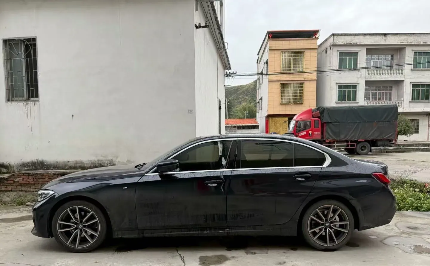 2021 BMW 3 Series 2.0T 184HP L4 8AT,autocango,china used car exporter,china ev exporter,chinese used car exporter,chinese used ev exporter