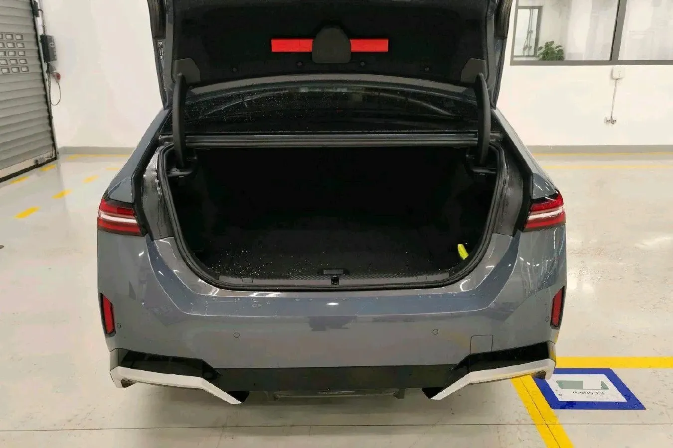 2024 BMW i5 BEV 79.05KWH,autocango,china used car exporter,china ev exporter,chinese used car exporter,chinese used ev exporter