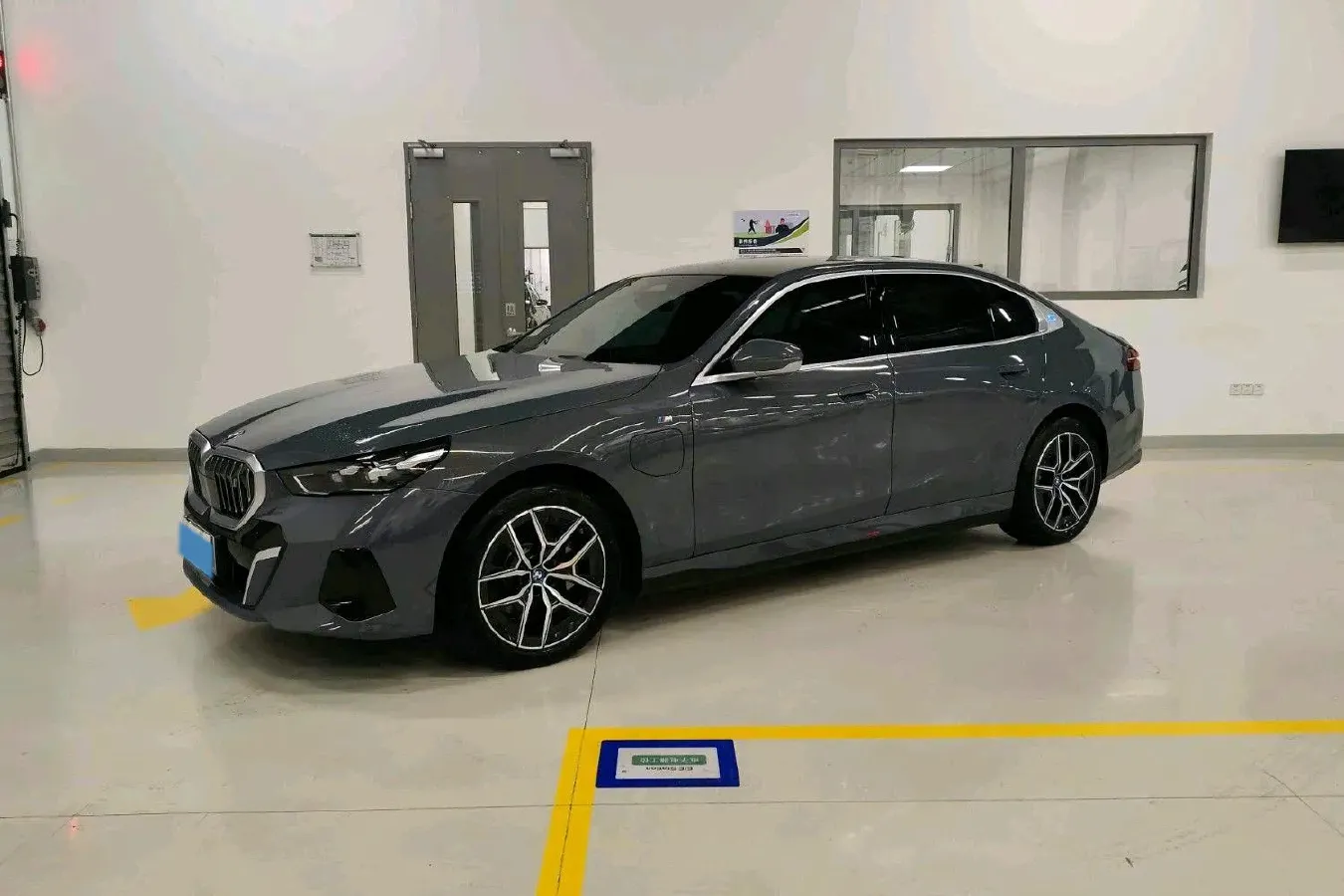 2024 BMW i5 BEV 79.05KWH,autocango,china used car exporter,china ev exporter,chinese used car exporter,chinese used ev exporter