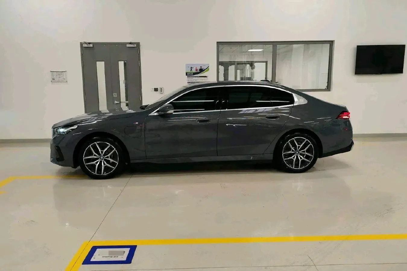 2024 BMW i5 BEV 79.05KWH,autocango,china used car exporter,china ev exporter,chinese used car exporter,chinese used ev exporter